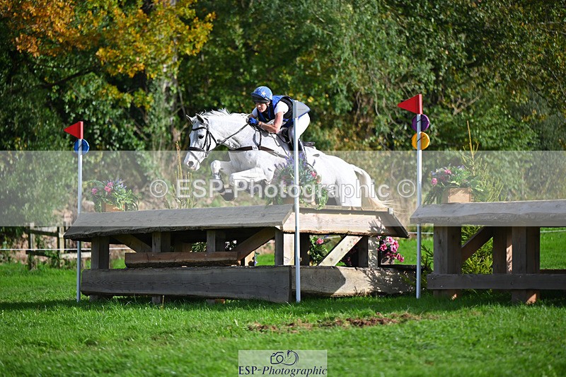 241025-145517-09356 - 206-Emma.Pullon-ECKLANDS.ELSA