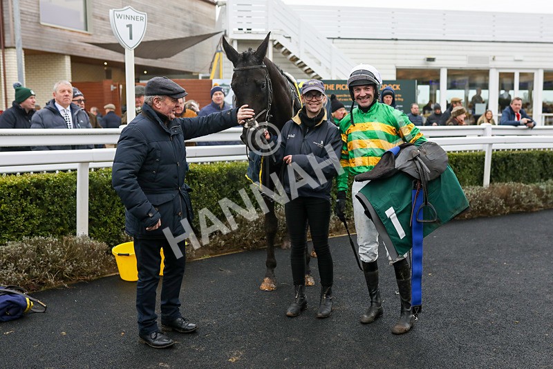 110124-Race 4-Hasthing-5161 - Race 4