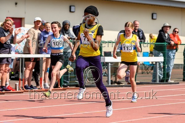 West25Sat-927228 - Track Female Set One