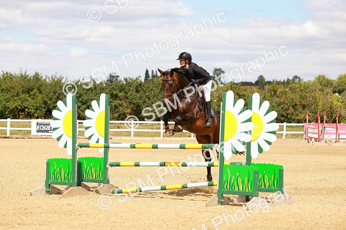 SBM_006628 - Class 4 - Senior British Newcomers - 1.10m