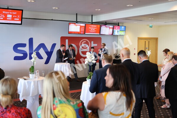 yr20082022r1-7 - Race 1 1.50pm Sky Bet & Symphony Group Strensall Stakes