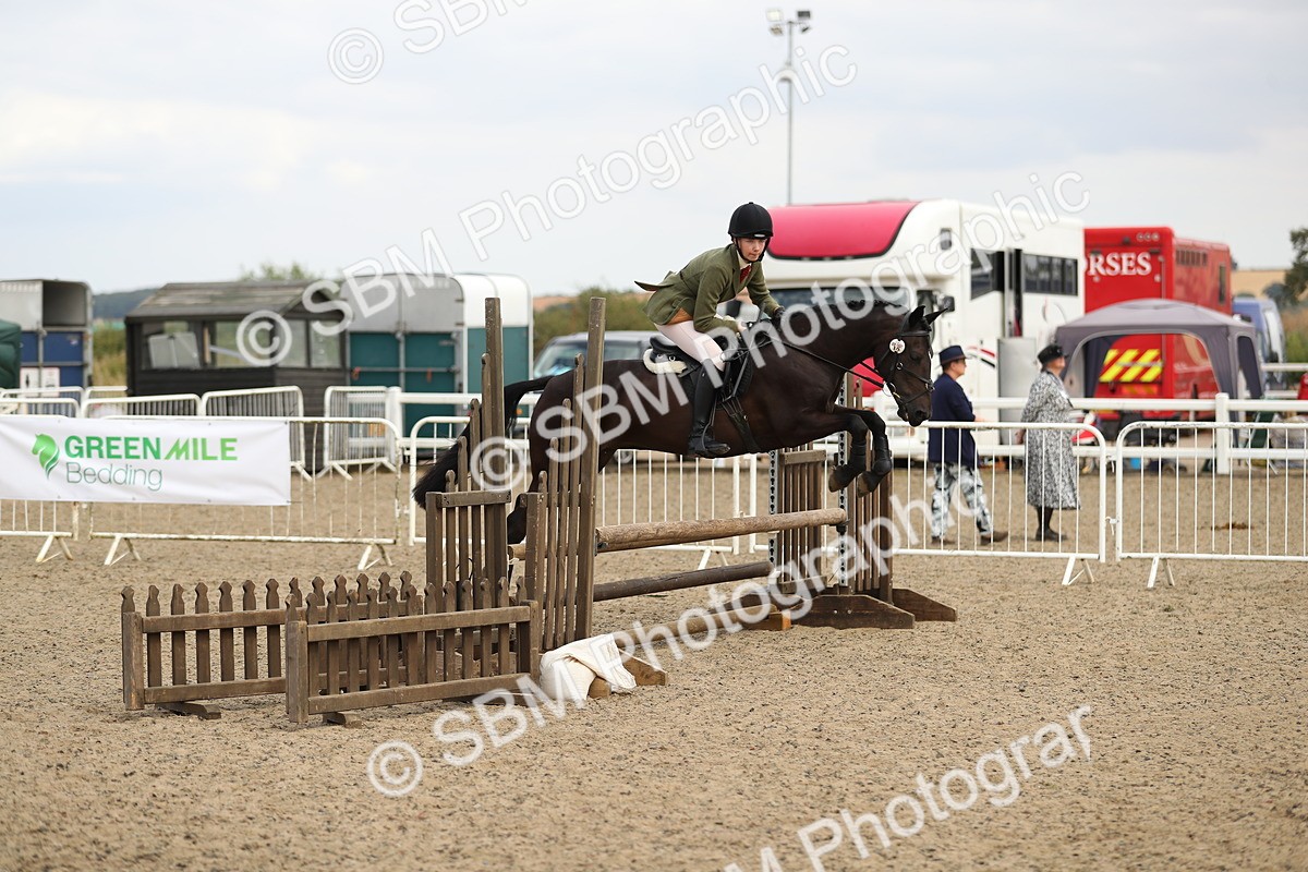 SBM_05619 - Class 48a Style & Performance 70cm (15-19)