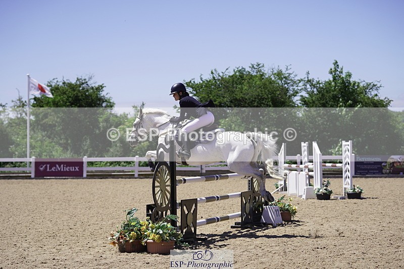 230624A-140212-01738 - Cls 25 Pony Newcomers & 1m Open