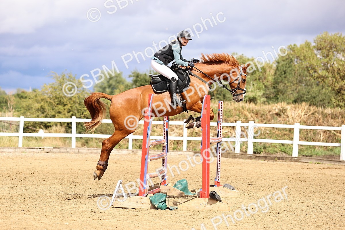 SBM_026997 - Class 13 - Senior Newcomers - 1.10m