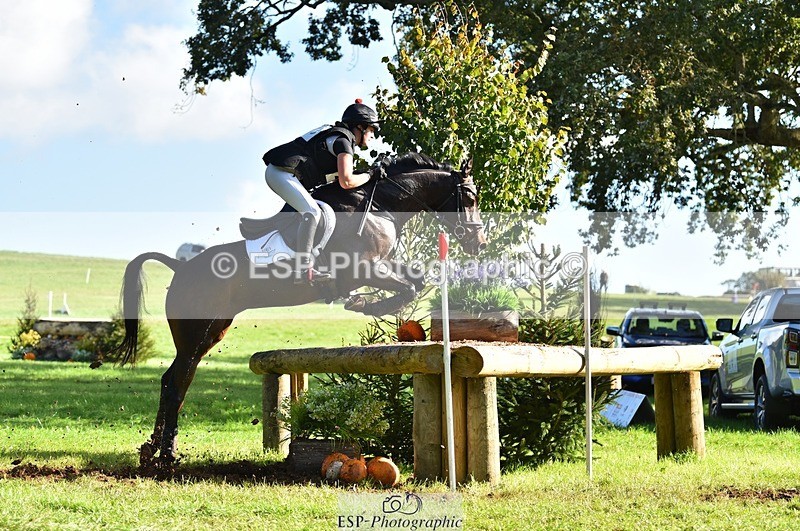 231022-115628-26144 - 203-VAN.WILDER-Mia.Ketcher-XC