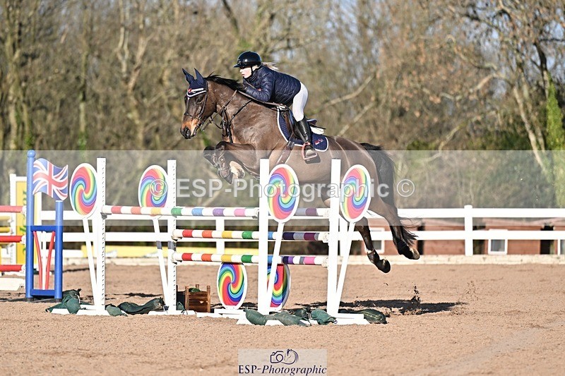 260107-125720-00345 - Cls 5+6 Foxhunter and 1.30m