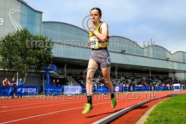 Nat26SUN-817757 - Track Female