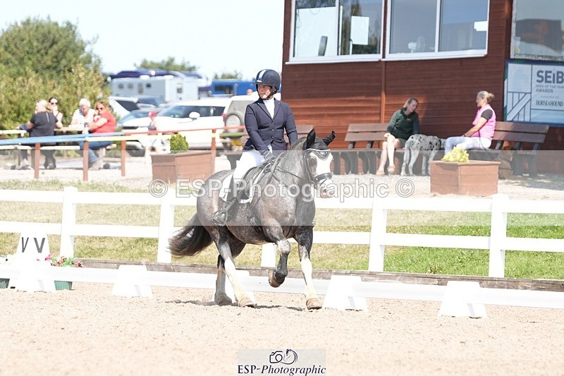 250817-142709-10948 - 055-Neve.HollowaySD.Out.of.the.Blue