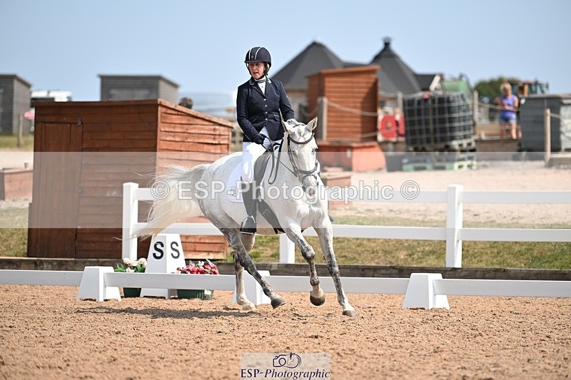 250816-125157-04576 - 075-Jackie.LimintonSaddlewood.Surprise