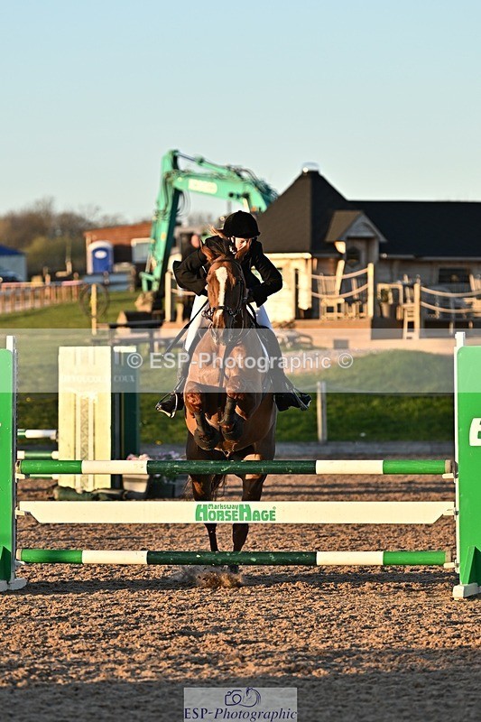 250401-190814-00898 - 90cm Classes