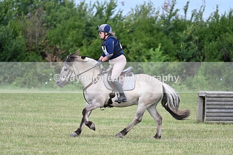 WJ7_4795 - 60cm XC Time 09:58 to 10:16