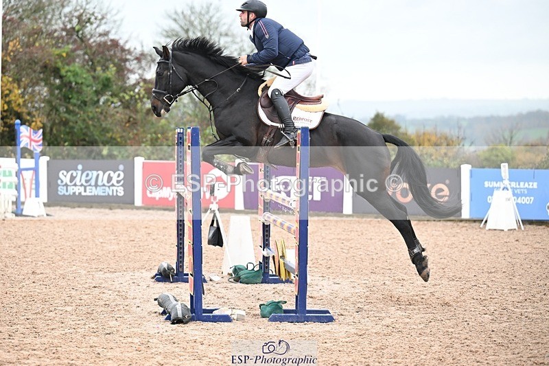 251105-124323-00527 - Cls 04 Newc & 1.10m Open