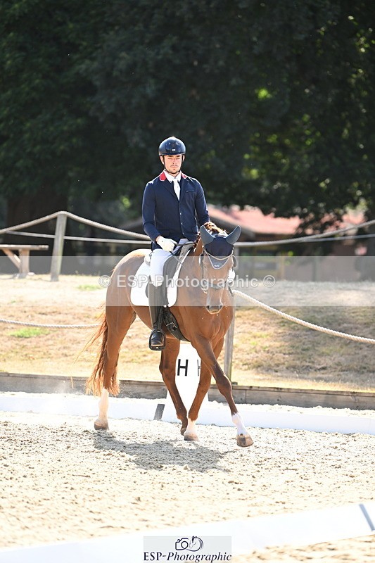 250808A-164118-02142 - 153-Angus.Corrie-DeaneVeyron.II