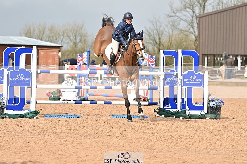 240315A-121017-00836 - Cls 3 Snr Foxhunter