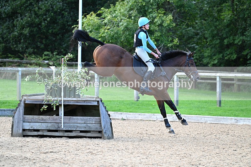 WJ7_6126 - Time 16:55 to 17:11