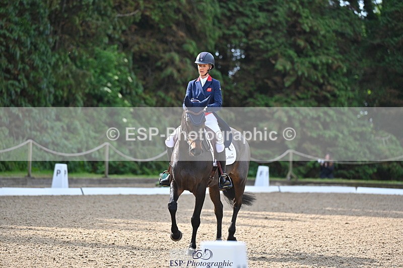 250523A-091904-05496 - D-456-Yasmin.Ingham-GYPSIE.DU.LOIR