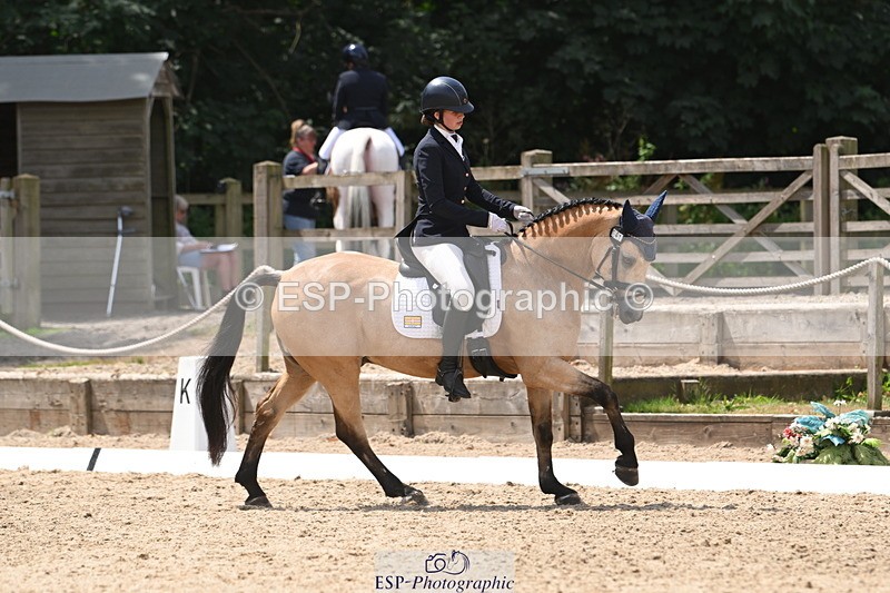 250719A-125529-05171 - 141-Chloe.Dunn-Towerhill.Shamie