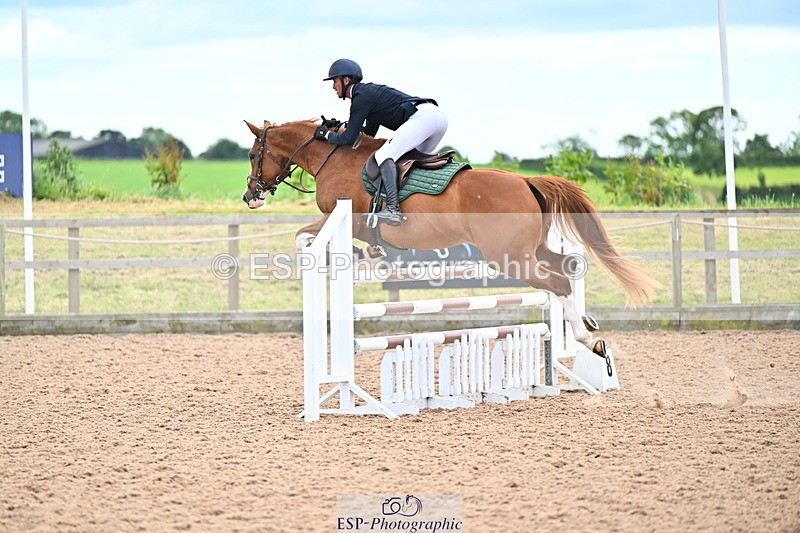 240608A-123331-02304 - Cls 4 Snr Newcomers and 1.10m Open