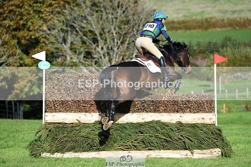 251024A-144154-13504 - C-210-Sarah.Gairdner