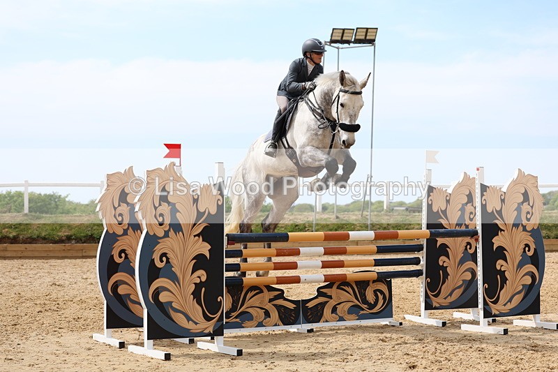 3E7A7314 - Class 7: Senior Newcomers/1.10m open