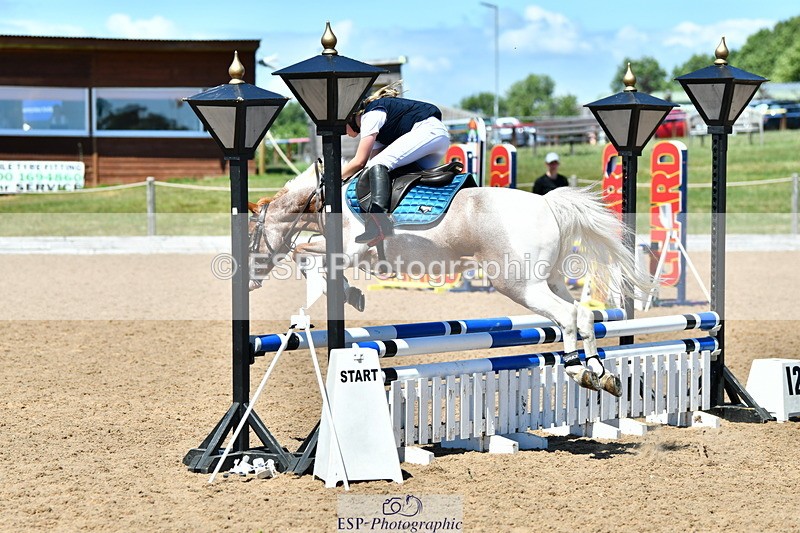 230624A-140213-01700 - Cls 40+41 Club and Schools 60cm