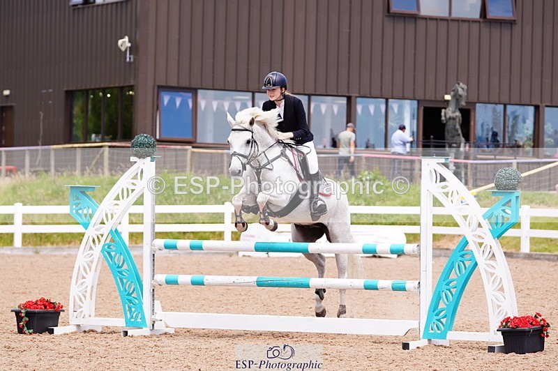 240629A-130742-05575 - Cls 18 Newcomers and 1m Open