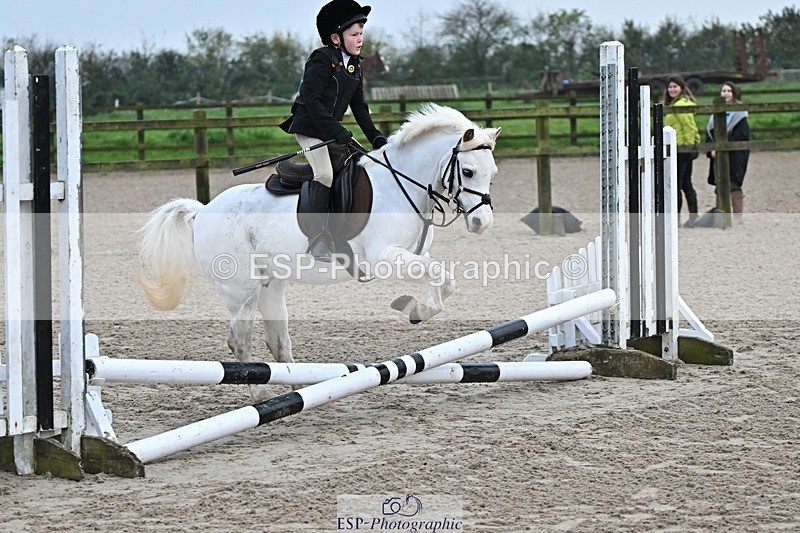 241110-094746-00077 - 40cm Showjumping