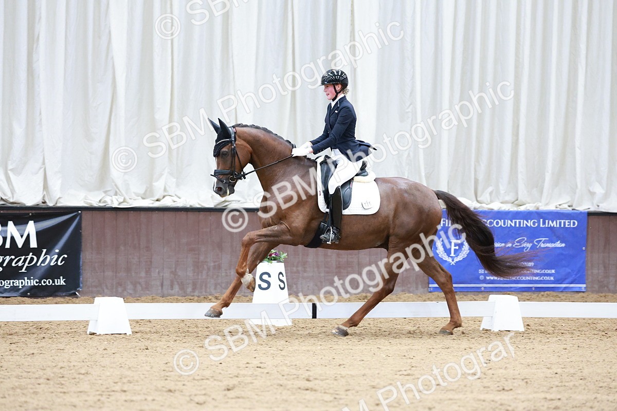 SBM_017993 - Class 15 - FEI Junior