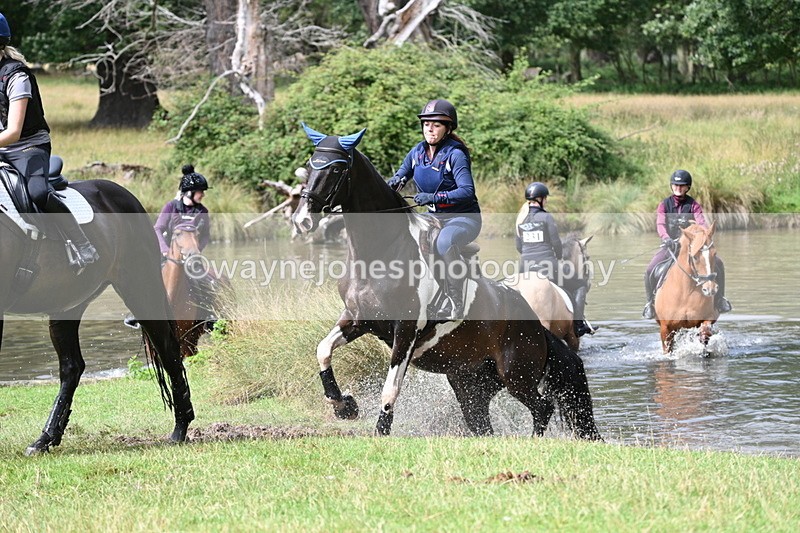 WJ7_1875 - Time at Water 10:48 to 11:13
