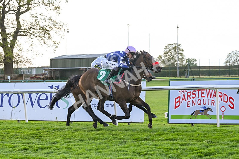 220425-Race 5-Super Hit-9217 - Race 5