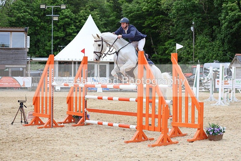 3E7A9719 - Class 9: Senior Foxhunter/1.20 open
