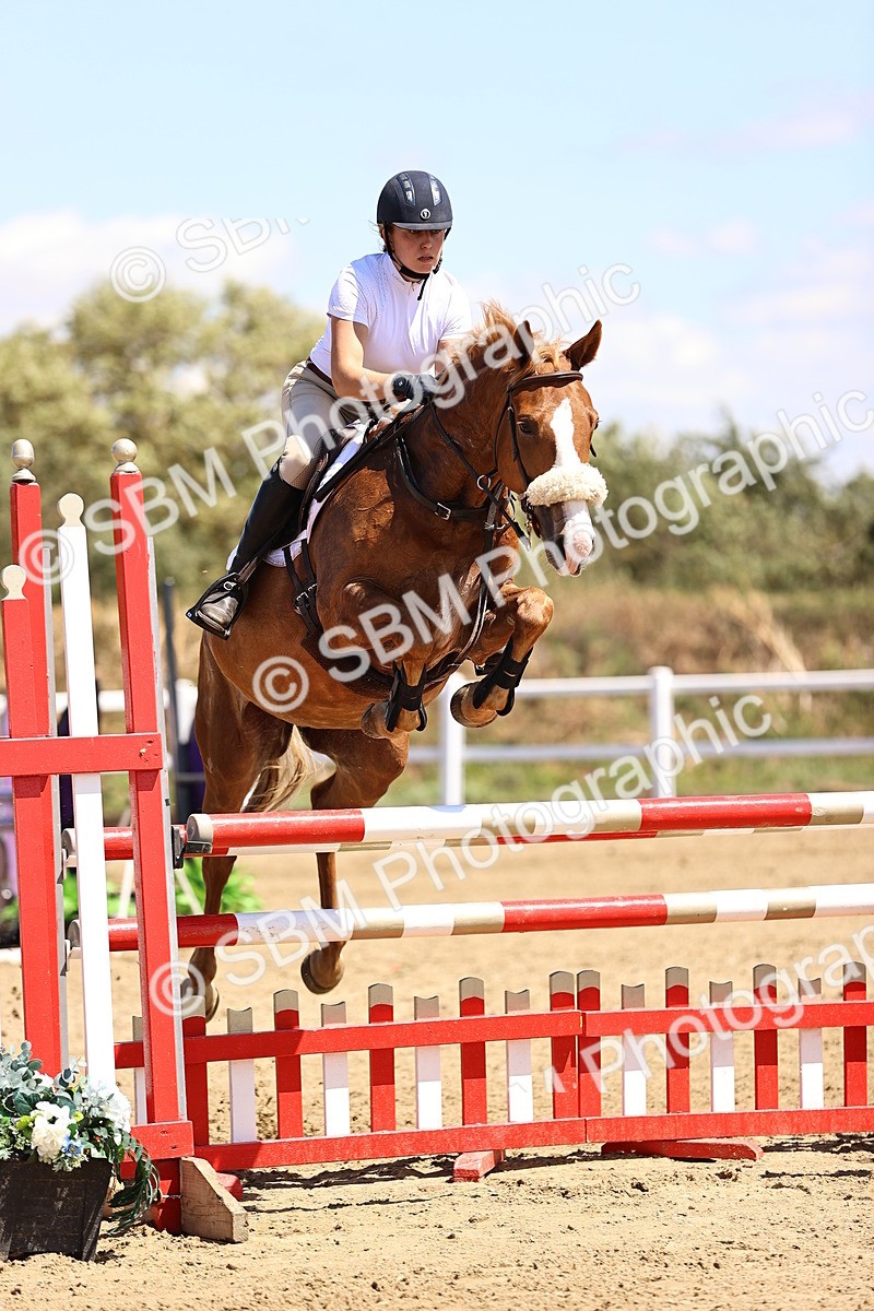 SBM_014494 - Class 15 - Senior Newcomers - 1.10m Open