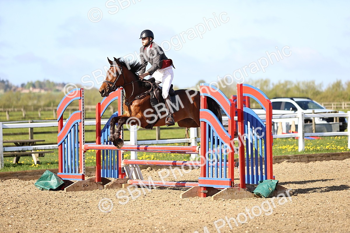 SBM_002849 - Class 14 - Clear Round