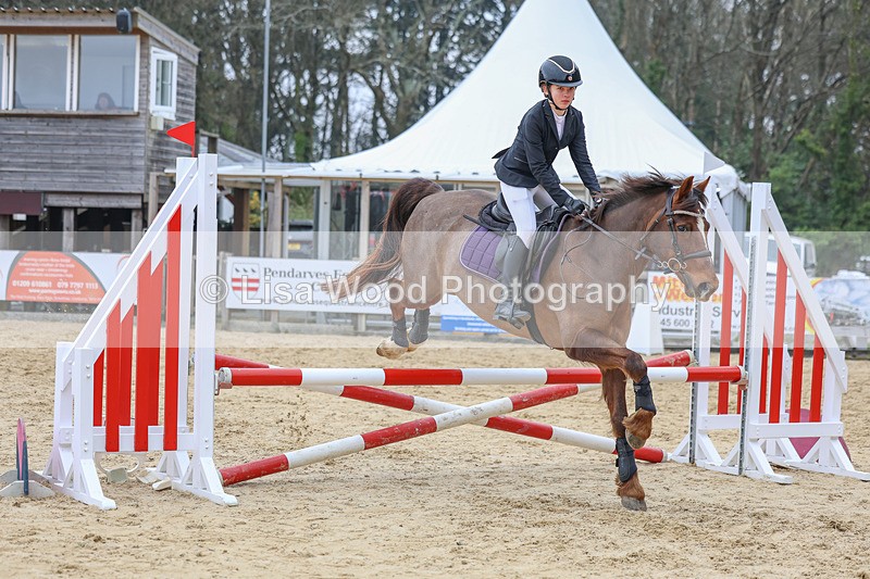 3E7A8150 - Class 11: Junior 70cm