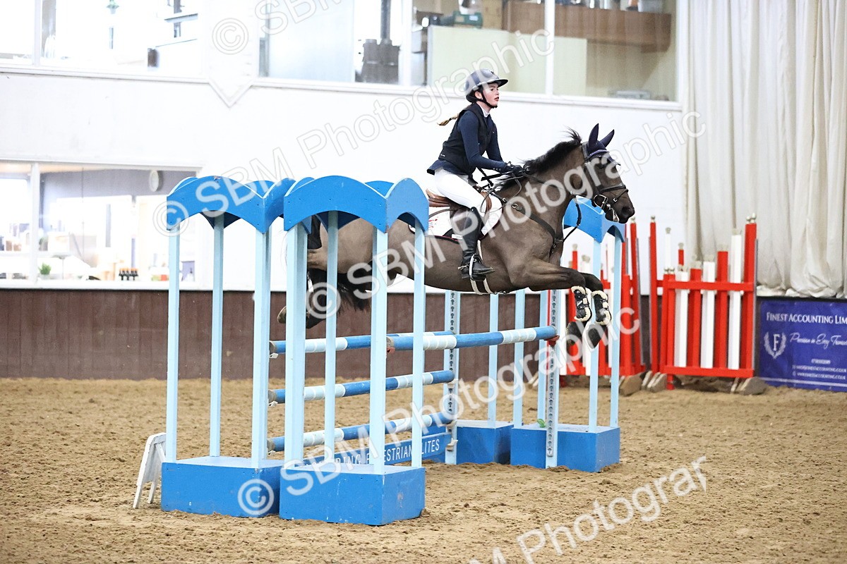 SBM_000900 - Class 4 - Blue Chip Pony Newcomers - 1.00m