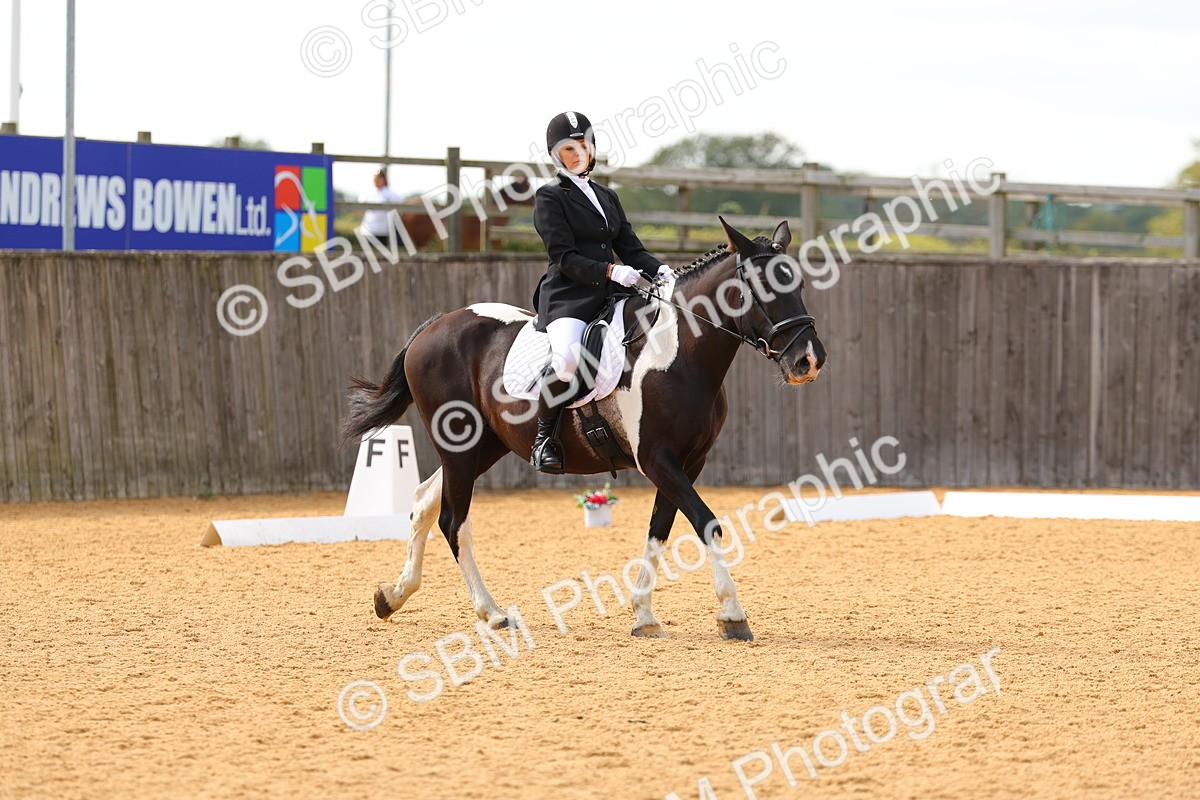 SBM_43941 - D6 - Small Tour Championship - Intro C