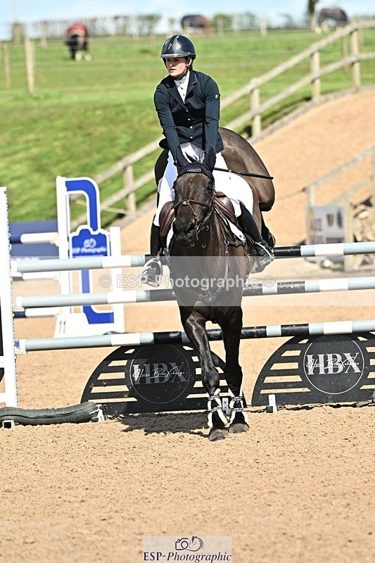 250416-151245-01640 - Cls 6 Foxhunter and 1.20m