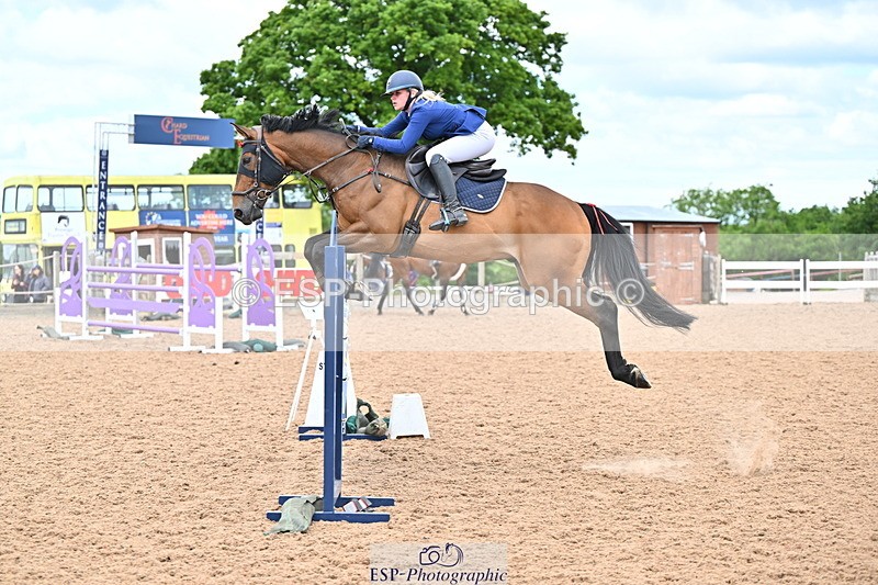 240608A-132843-02559 - Cls 4 Snr Newcomers and 1.10m Open