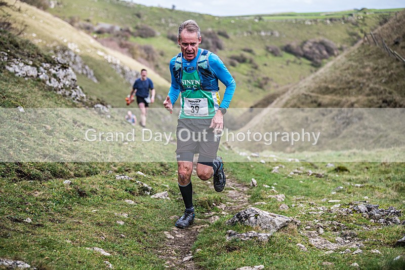 Litton-443 - Litton Christmas Cracker Fell Race (Limestone Series) Sunday 14th December 2025