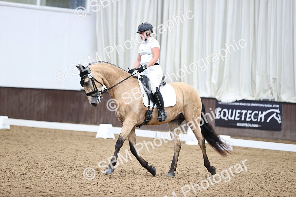 SBM_003185 - Novice 4 - 14.47-16.34