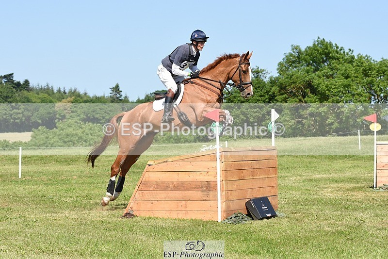 230527-153104-12216 - 370-DUKE_LEGACY-William_Fox-Pitt-XC