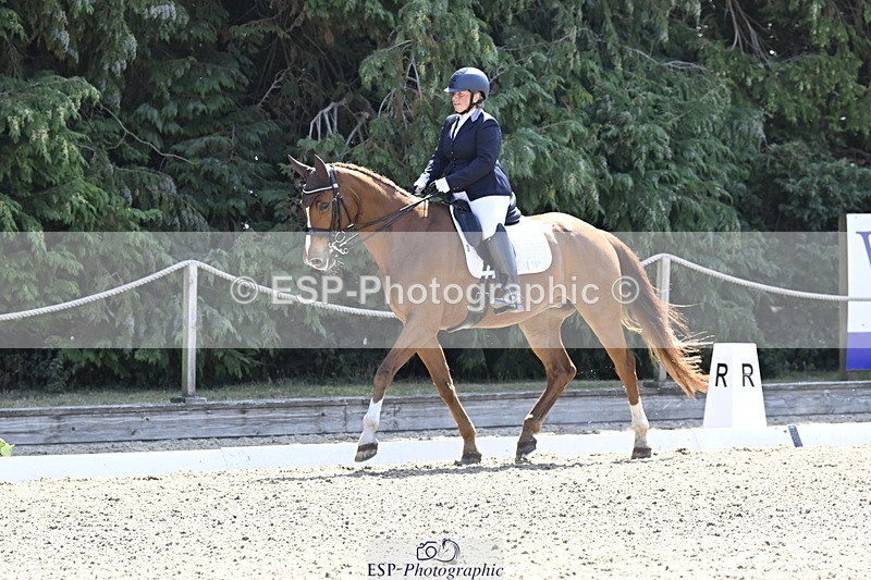 250810A-115156-05554 - 107-Sophie.DickinsonFurst.Ricci