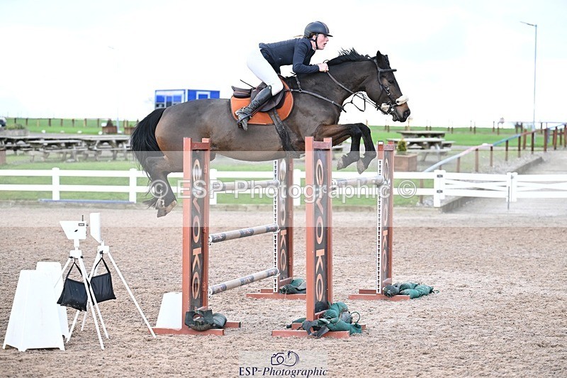 251206-150516-01420 - Cls 15 National 1.30m and 1.40m