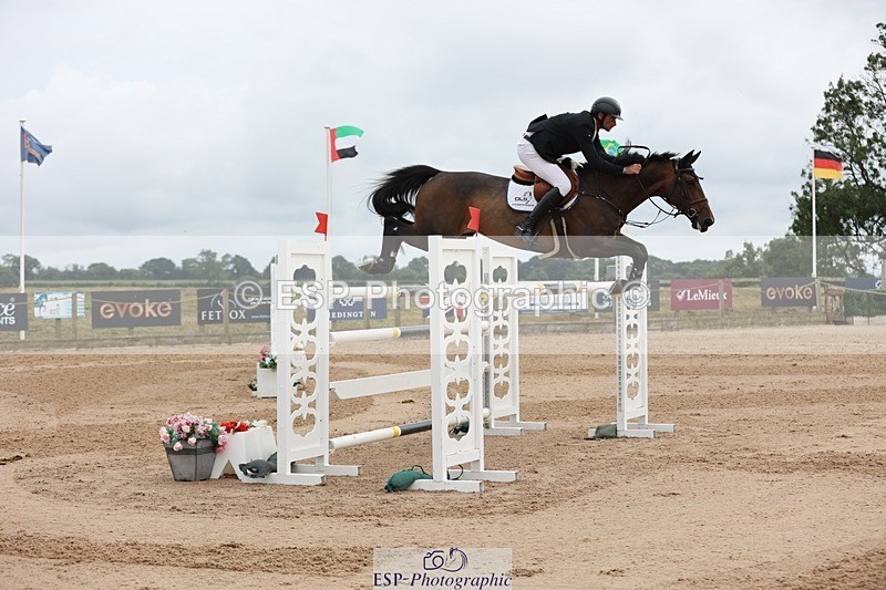 250719-180000-17651 - Cls 7, 3 Star Big Tour Break to End