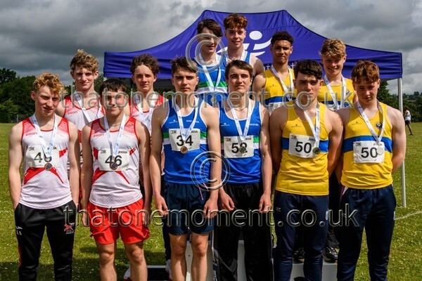 Relays25-529231 - Medals