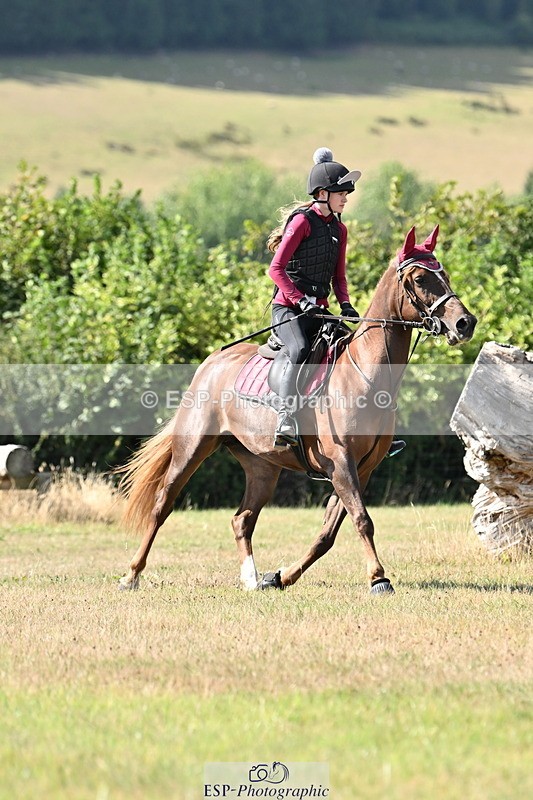 250821B-102655-00121 - Group B - Danielle