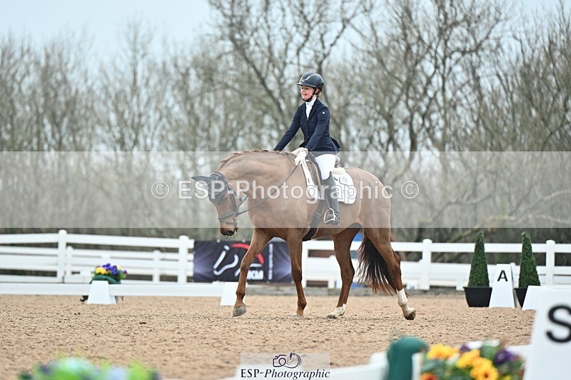 250214-120908-01441 - 148-Robyn.Walker-Voila.St.Giles