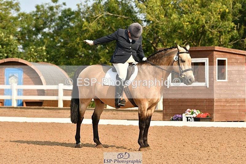 250817-092619-06919 - 082-Sarah.DavisWinston.Classic.Gold