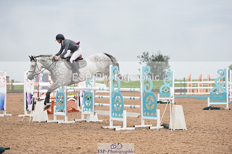 230916A-103148-03830 - Cls 14 Snr Foxhunter