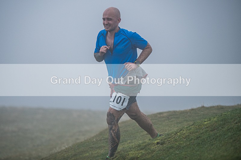 Sale-208 - Sale Fell Race Saturday 22nd November 2025